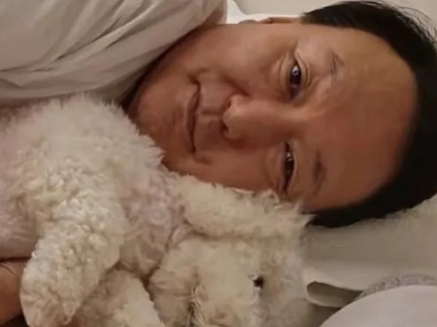 韩国原总统尹锡悦这样的状态的确有损整个国家的形象，身为曾经总统面对特检组的逮捕，