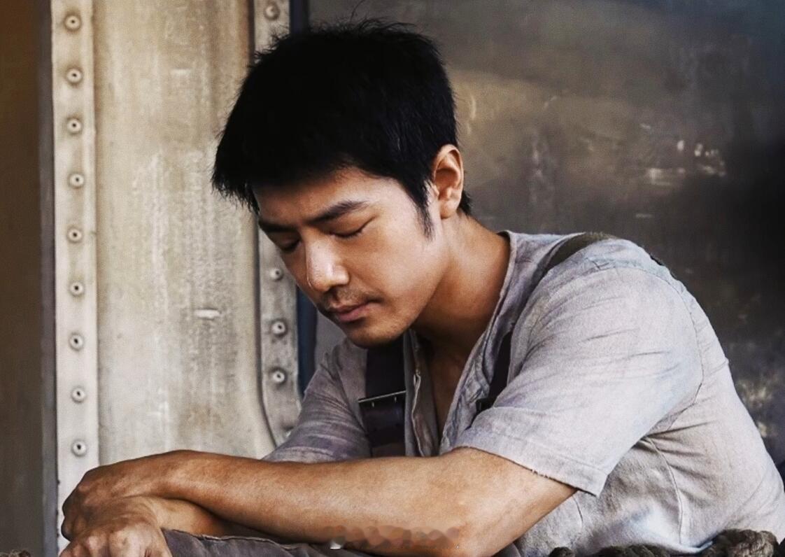 战战回复了！！好可爱的表情包！嘿嘿嘿我超超超超级喜欢你的《得闲谨制》，喜欢莫得闲