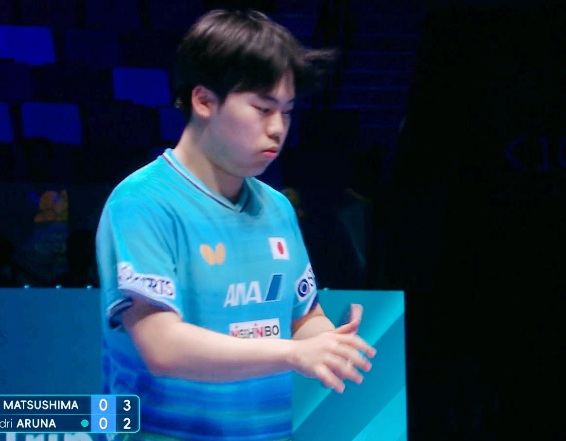 笑死我了，阿鲁纳有了中国教练王开后，居然会打战术了！今天打的非常好，反手