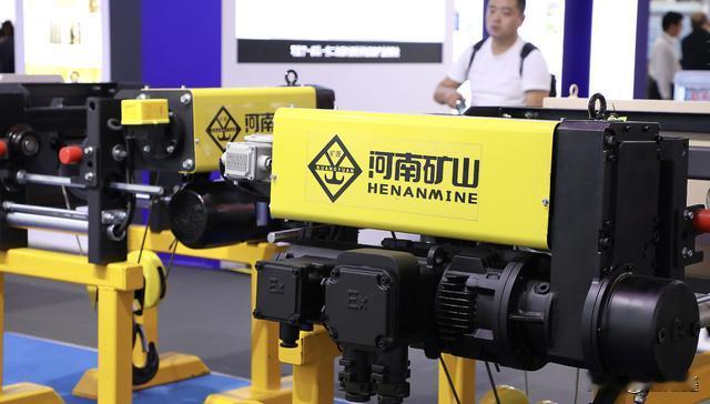 2.7亿利润分1.8亿！河南这位老板，把“打工人”宠成了合伙人数钱数到手抽筋