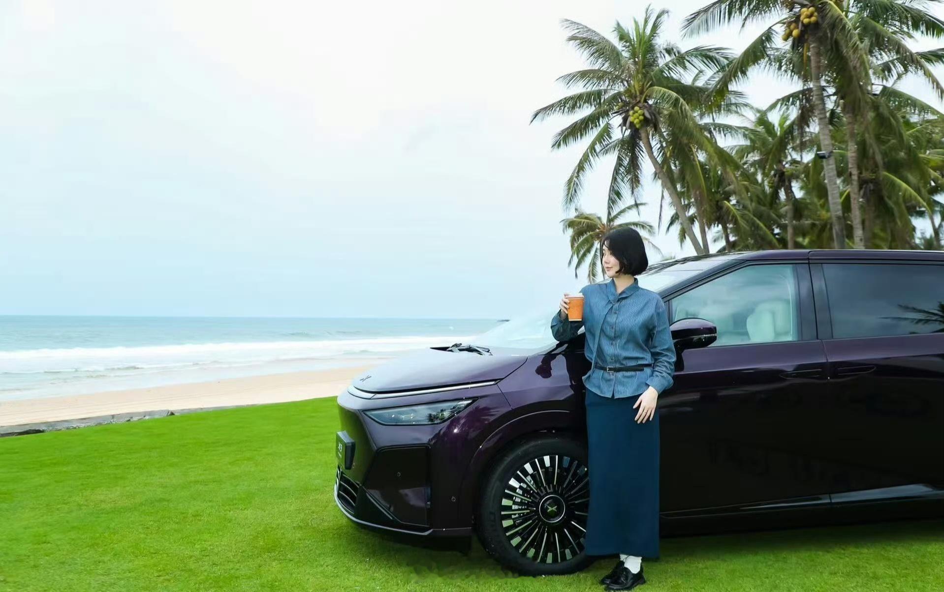 新款小鹏X9首发电动三折叠11月6日，小鹏X9增程版就要上市了。小鹏X9超级增程