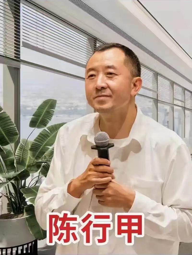 我想，离开体制，他们终将是后悔了！这几天热议的俞敏洪暗讽陈行甲蹭吃蹭喝，其实也
