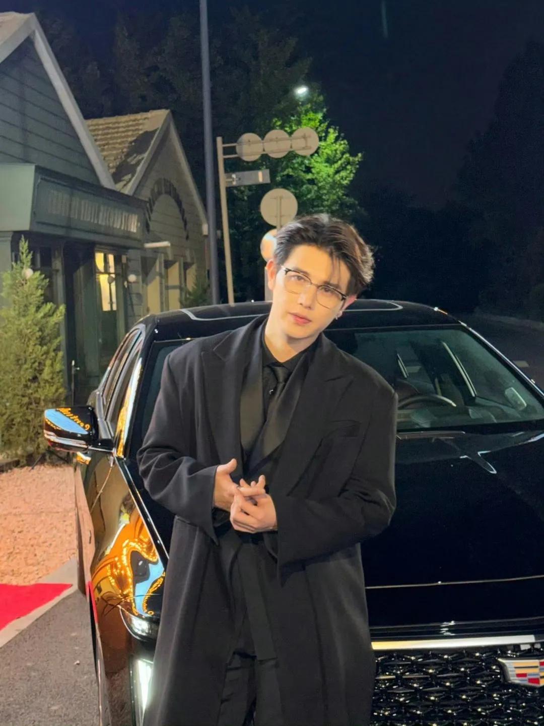 曝童锦程现女友怀孕，前女友孩子妈也在线吃瓜，他到底有几个孩子？多个网友曝童锦