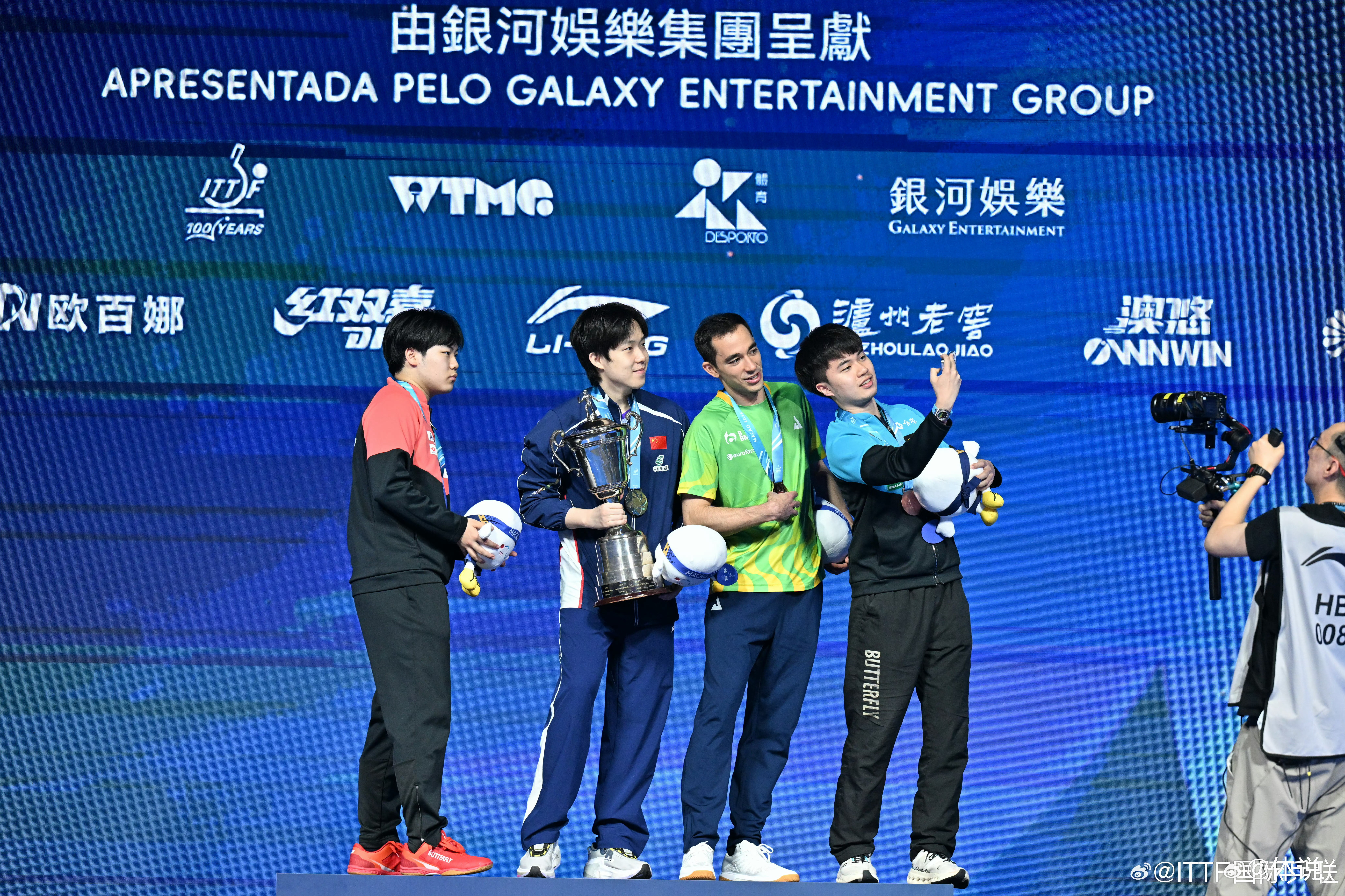 巴西乒协发合照裁掉了松岛辉空亚军松岛辉空被巴西乒协从合照中裁掉，画面里只剩雨果。