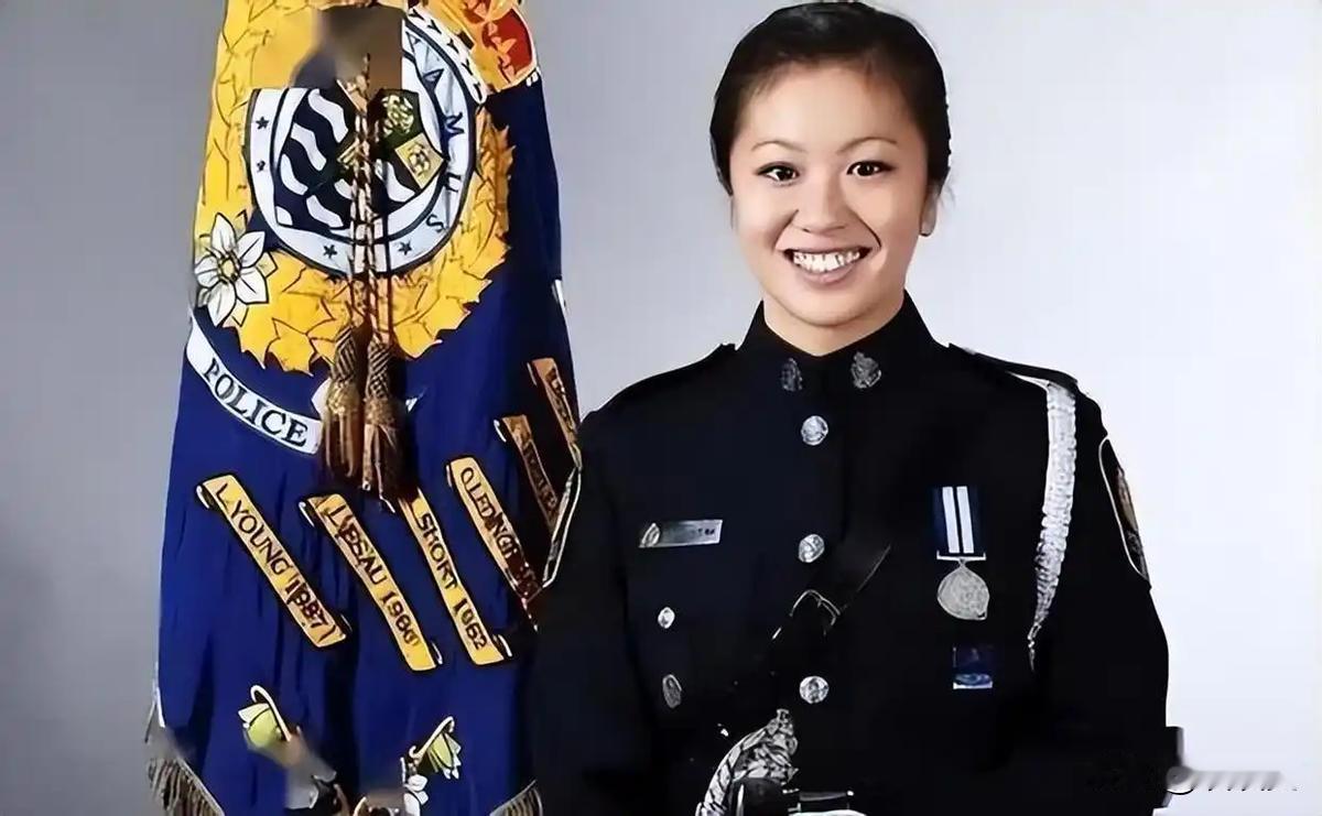 2019年1月，温哥华华裔女警陈隽惠在家中自杀，年仅30岁。一段不堪的往事被曝光