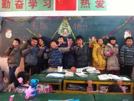 太有缘分了！安徽宿州一位女老师晚上点外卖，瞅见骑手名字很眼熟，特别像自己以前教过