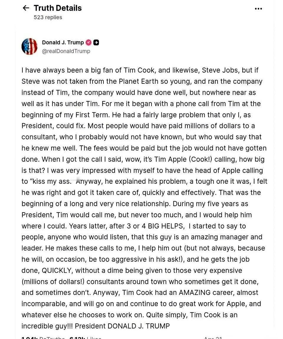 库克刚准备从苹果CEO的位置上退下来，特朗普一大早就把手机屏划开了。他发了一篇