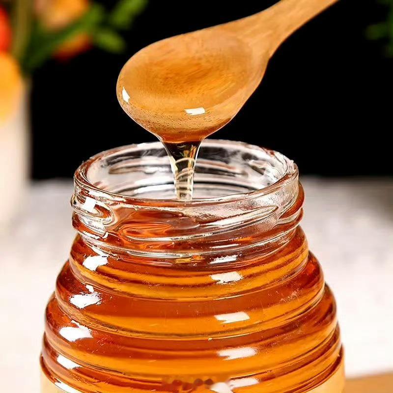 10种不得不吃的食物：1、酸奶：防治动脉硬化、冠心病及癌症。2、菠菜：远离缺铁性