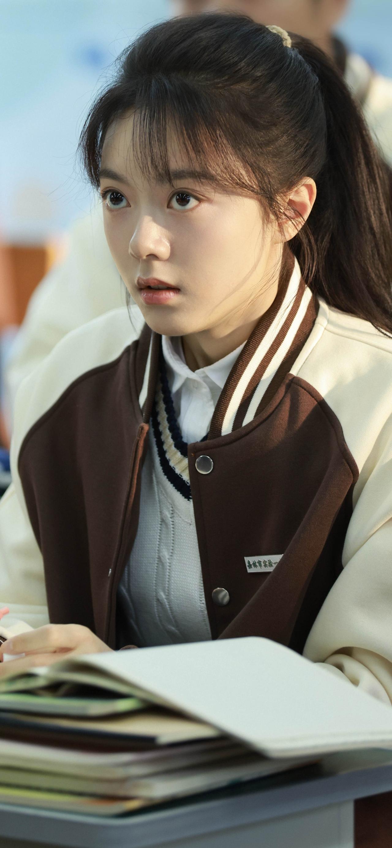 美女壁纸-第5797期-赵今麦