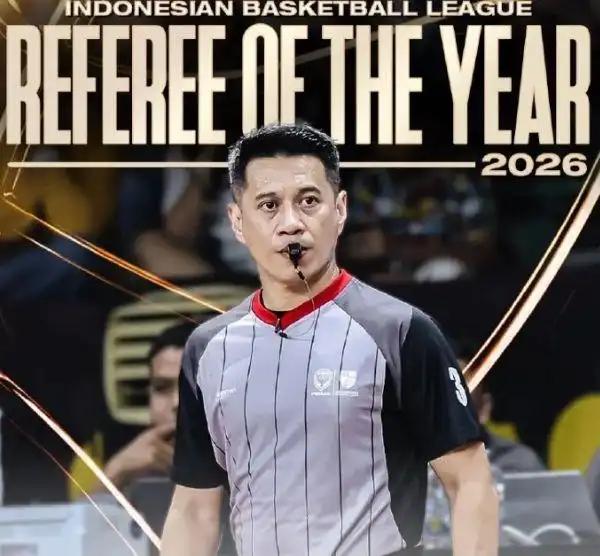 今晚中国男篮对阵日本，裁判名单刚一公布，球迷直接炸开了锅！名单是FIBA赛前