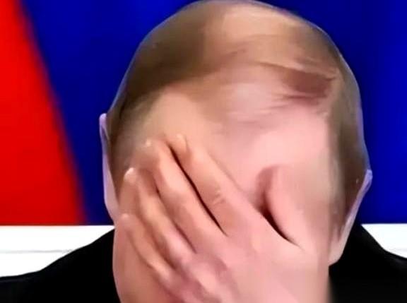 十年前，我们花了30亿美金，请回来一个俄国“尖子生”，S400。当时全世界都看