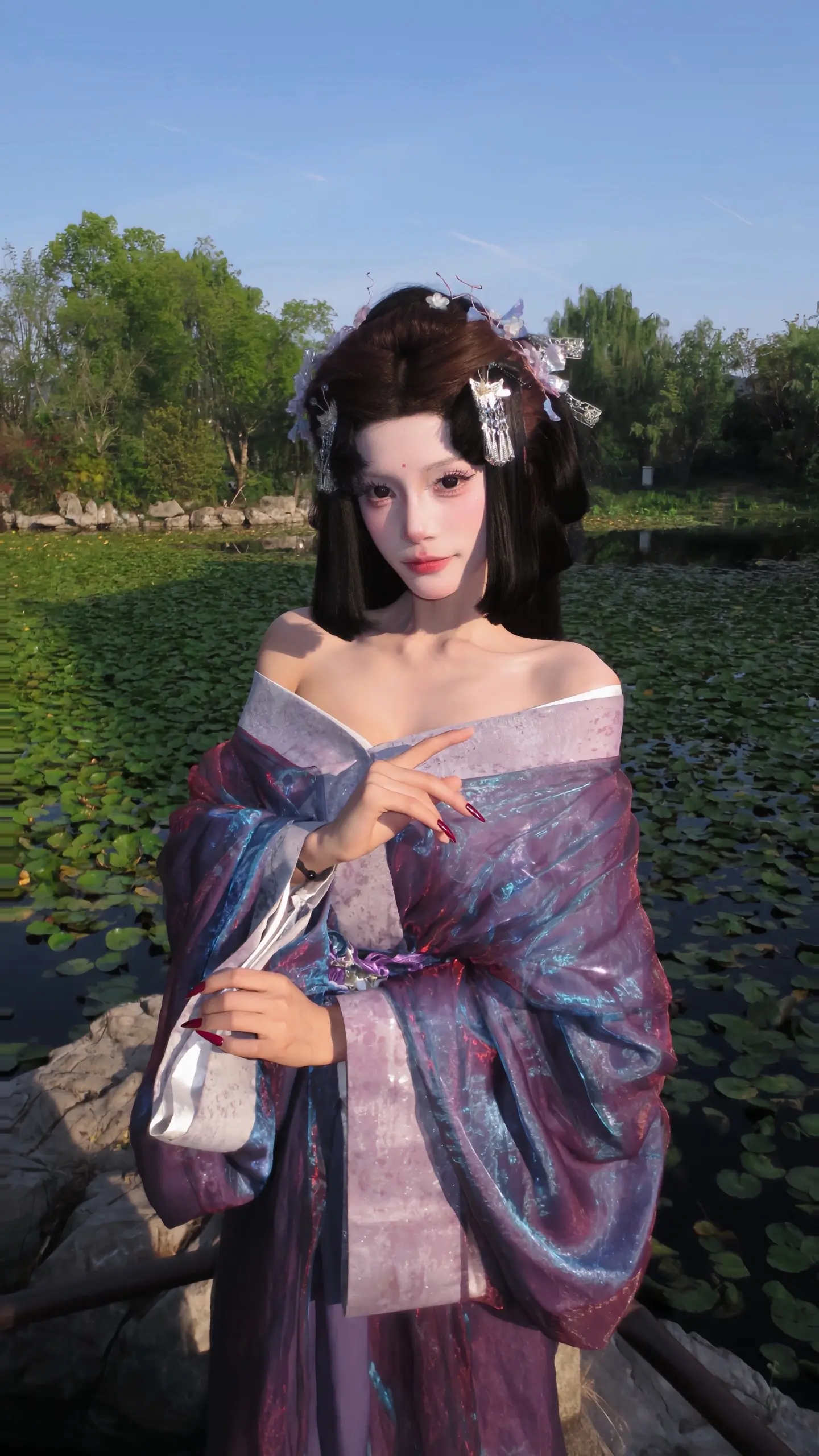 紫色小唯。