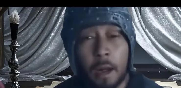 关羽的“颜良文丑话术”：冷兵器时代的心理战密码关羽每次临阵高呼“汝比颜良、文丑