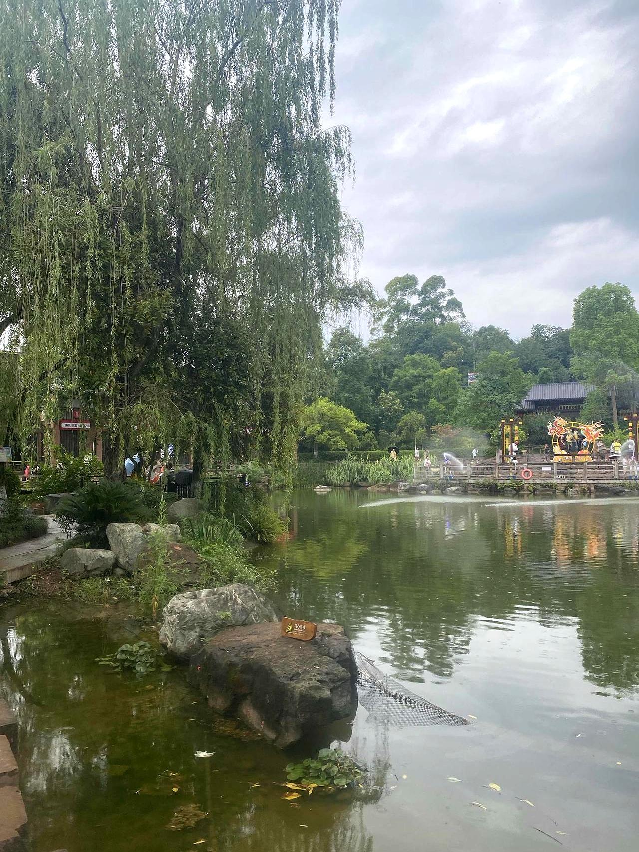 70岁婆婆给我家带娃，整整6年一天没断过，这事搁谁身上都得心里发酸吧？昨天她跟