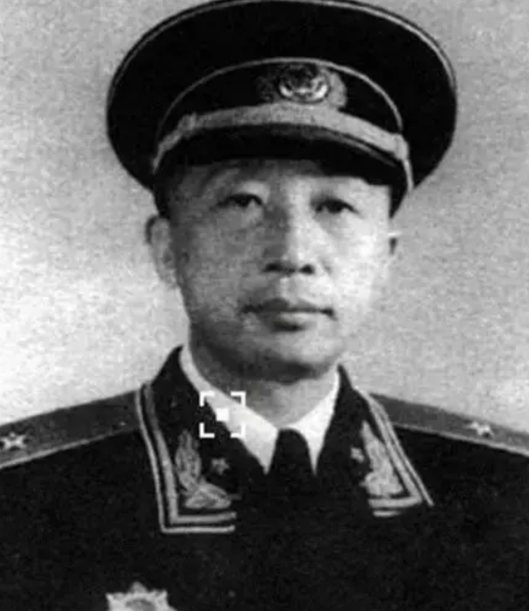 1970年，北京通县卫戍区警卫三师的一个看守所里，张学思没撑过去，死了，他54岁