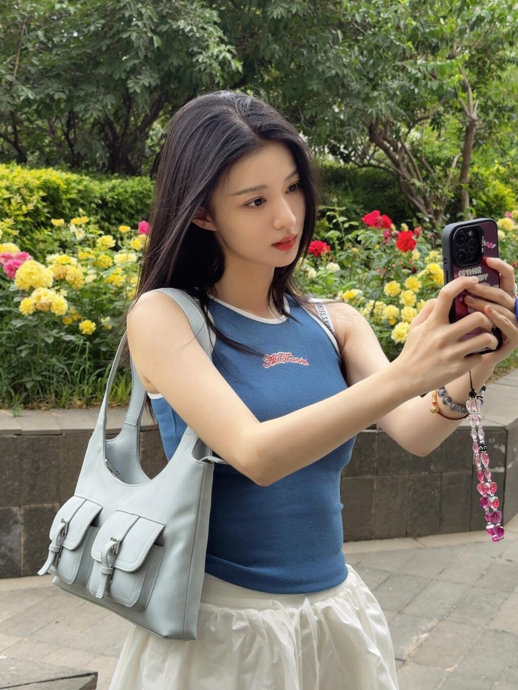 王楚然/壁纸分享要继续长成厉害的大人,和永远万事胜意的女孩.