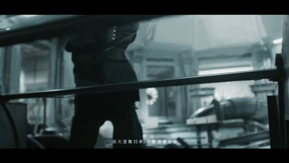 谢霆锋一到关键时刻就摔吉他喜欢看谢霆锋玩吉他时酷帅劲