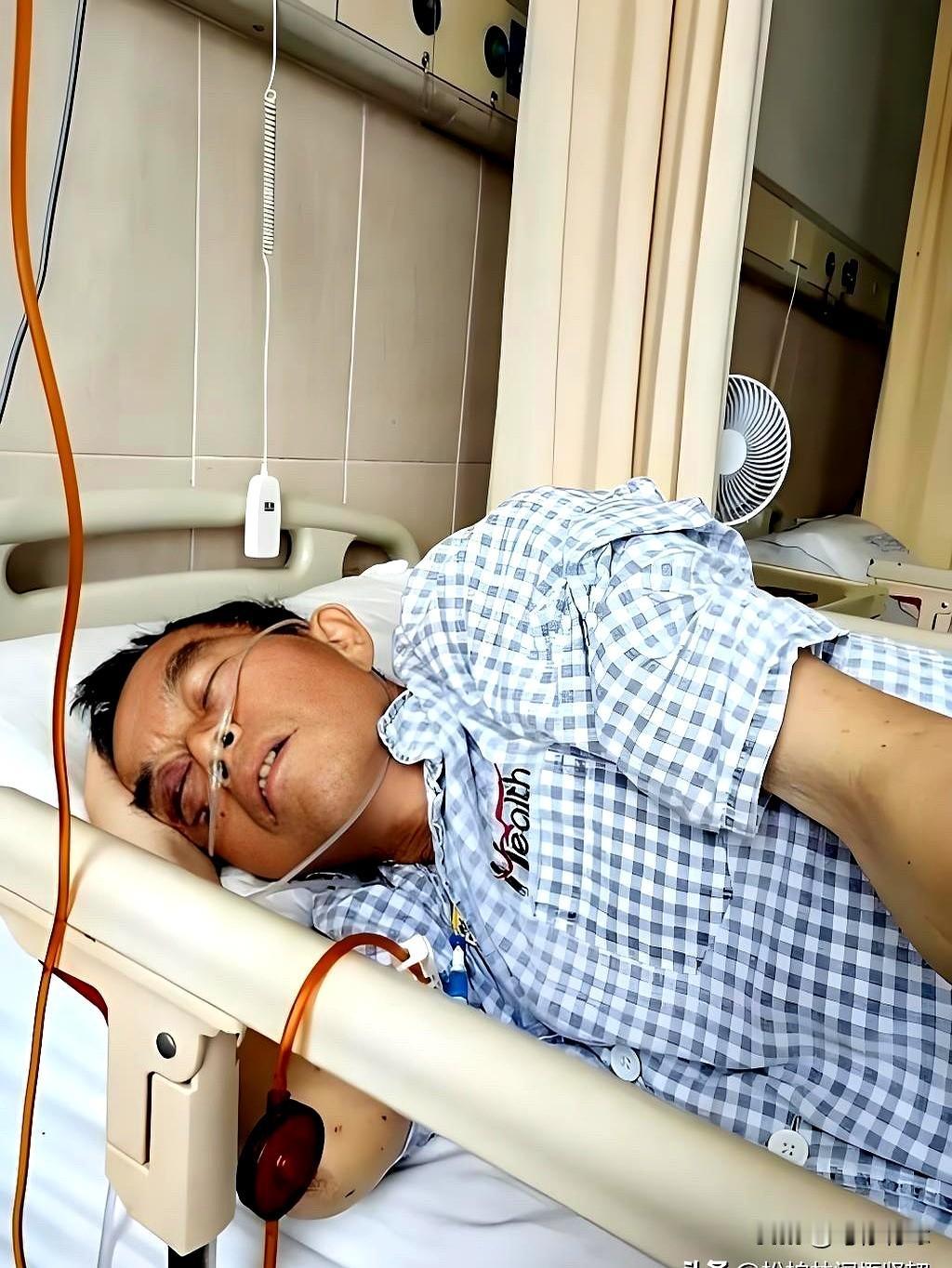 四川老陈花800挂了上海专家号，医生看完片子只说一句：回成都治，一样的，便宜一半