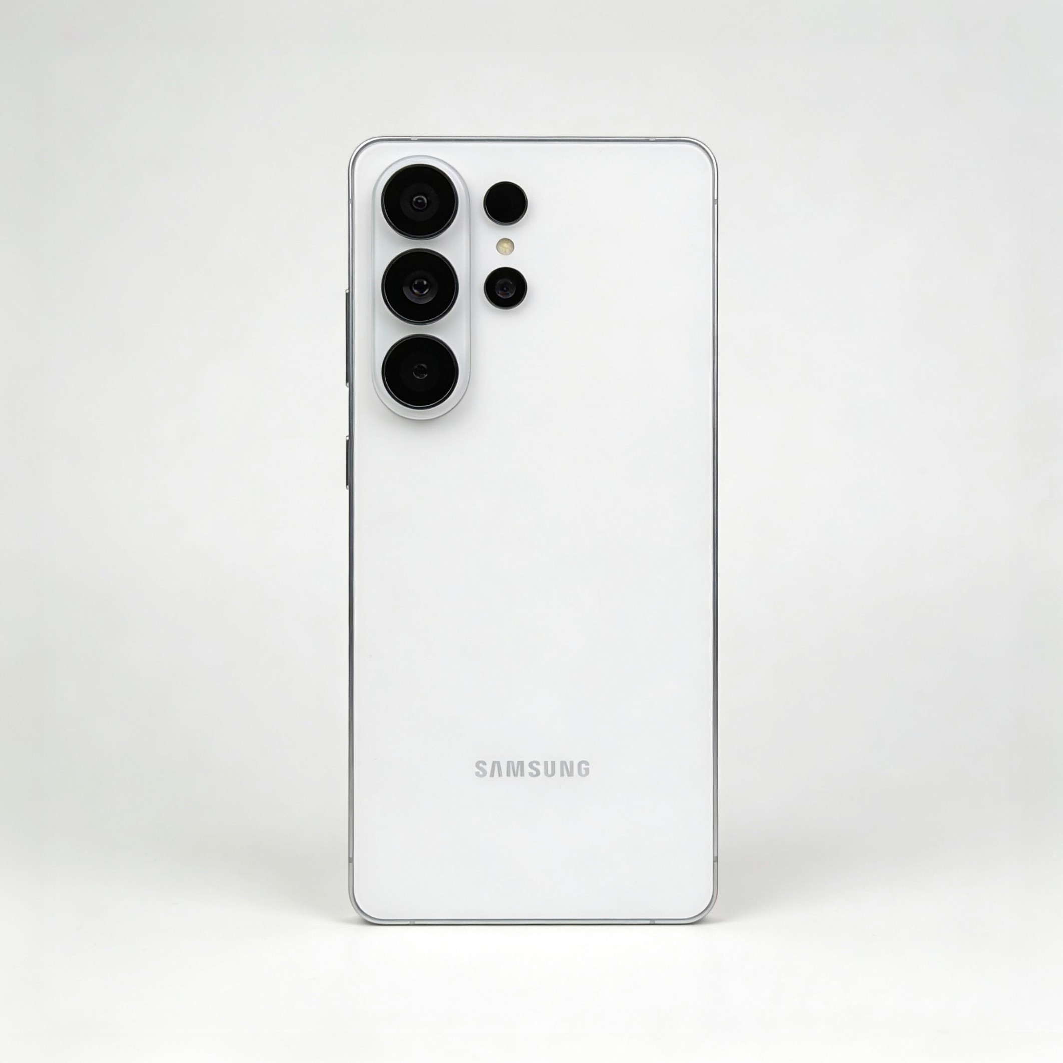 三星S26Ultra核心参数速览•屏幕：6.9英寸2KM14四等边直