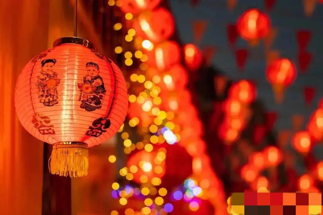 有没有发现，今年过年有个怪现象，走亲戚都去饭店吃饭，不再在家招待客人了。之前