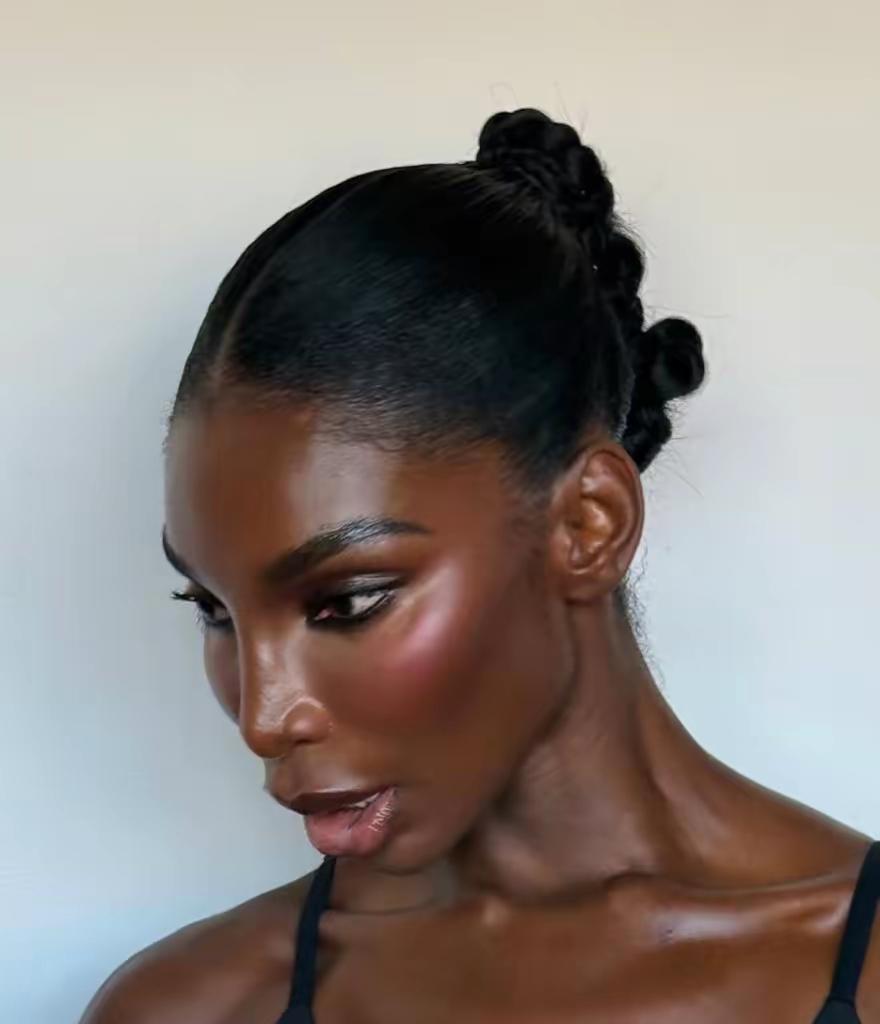 网上刷到的好多网友都直呼好美！真的美吗？我怎么完全感受不到。在我看来，丑得