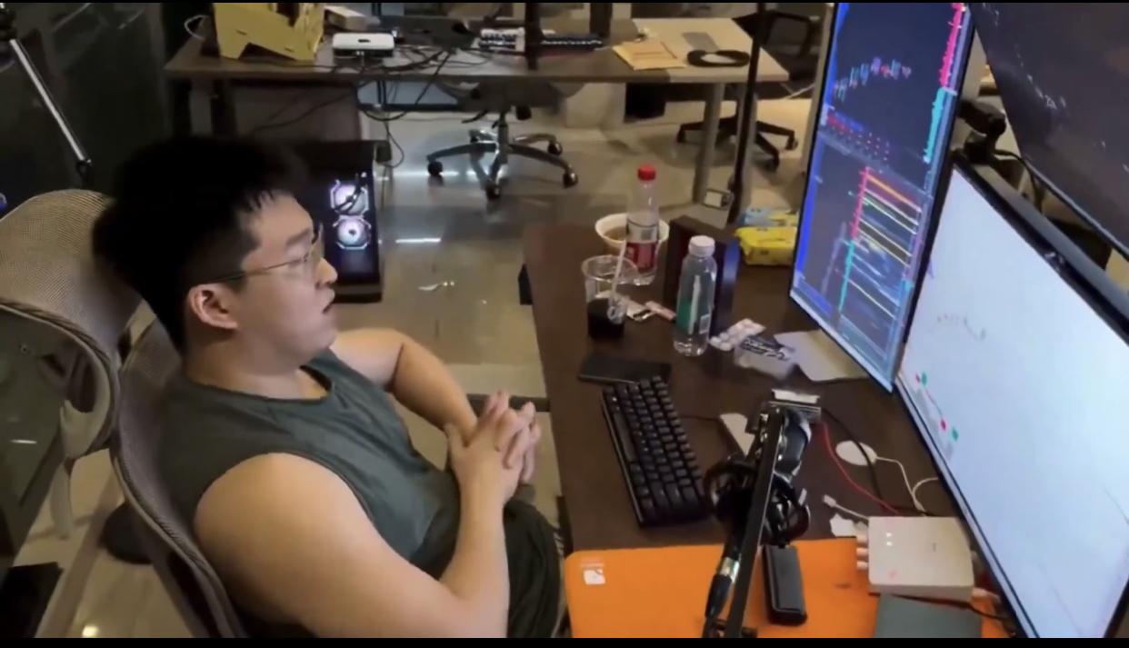 程序员圈还是有大佬这哥们儿本来想低调分享个技术教程，结果直接上演了一出“凡尔赛