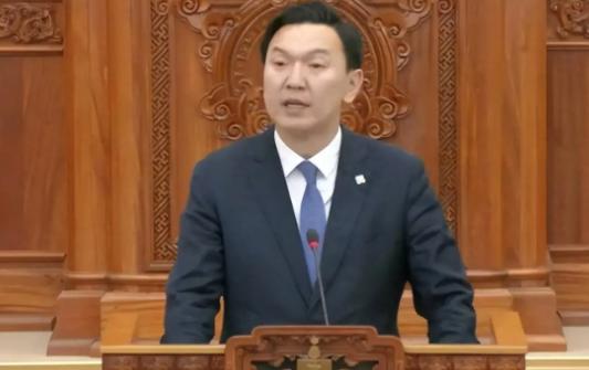 太狂了！外蒙古公然挑衅中国！蒙古探明石油储量3.33亿吨，自己却一滴成品油都