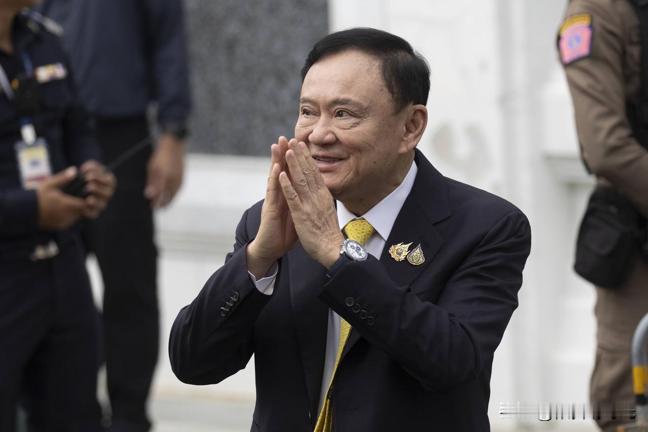 真没有想到，泰国前总理他信这么快就再次出手了，这次针对的是泰国税务局，直接将泰国