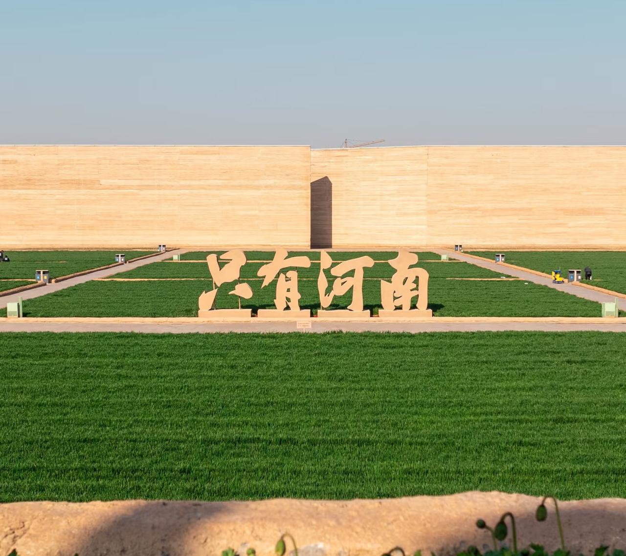 河南的人口总量、经济规模均与四川相当,但存在感却弱四川很好。是不是河南少了一个像