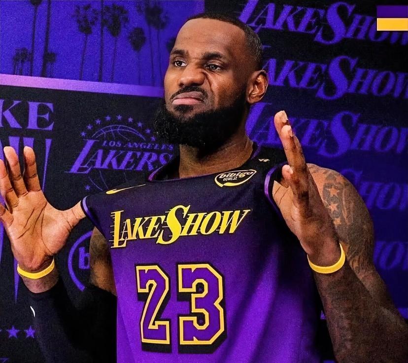 NBA现役总得分排行榜：>4w档——1、詹姆斯：42,195分，历史第