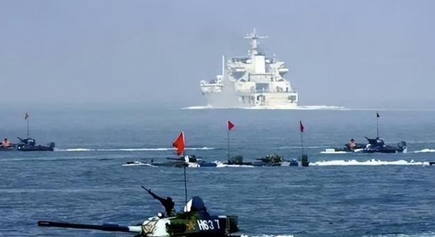 不想一国两制?20万岛内武装弃械?台湾省的结局可以想到。2025年10月,美国国