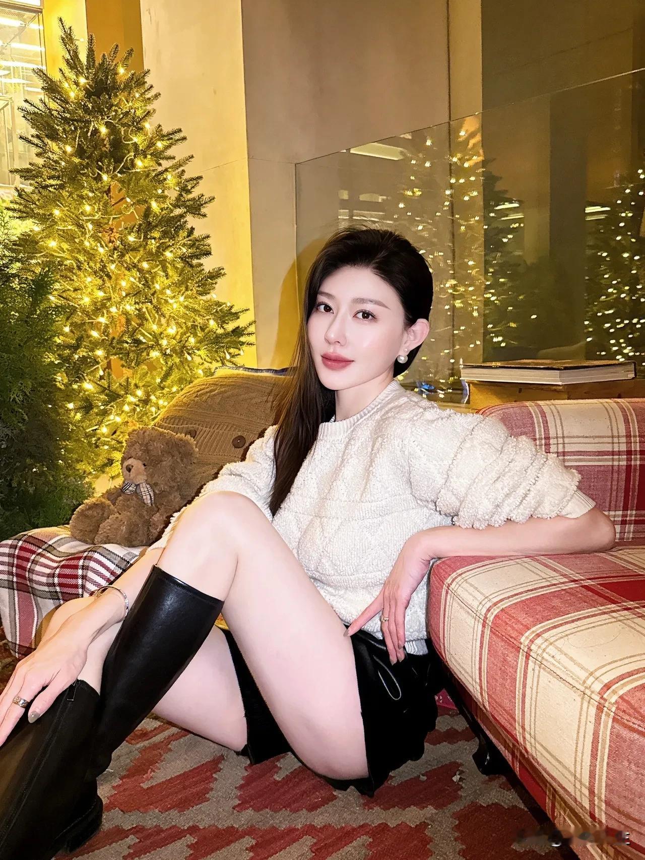 人间有味是清欢，繁华三千心自安。