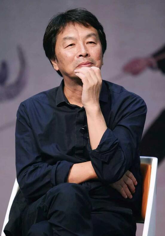 刘震云说：“人过50，把手头的钱管理好，腾出时间去健身”这话说的在理，人过中