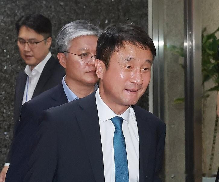 7月26日，韩国朝野司法改革大战再度升级！共同民主党代理党首韩炳道公开怒怼国民力