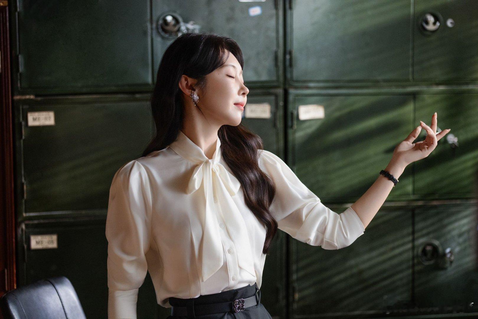 宣璐悬疑复仇女主上线宣璐就这么水灵灵的闯进悬疑复仇赛道了，等了好久终于有带感的悬