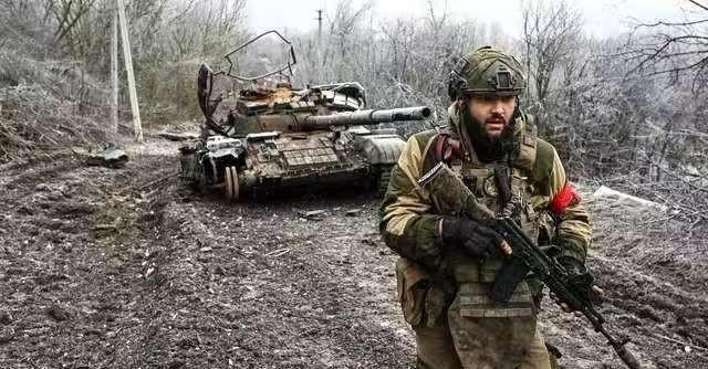 70万俄军血战近4年，乌军防御战斗意志太强，俄军每到一个地方，都是反复冲杀！马里