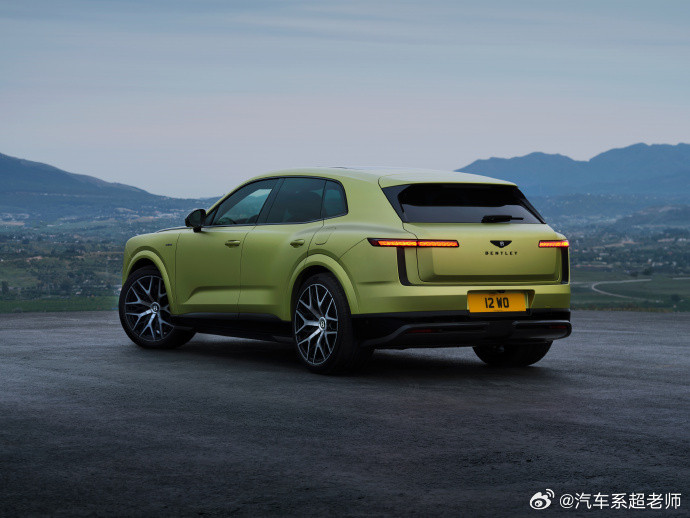 宾利发布了一台奥迪换壳SUV，就600km的续航据说要卖200万。同价位的华为小米配置更高、技术更强