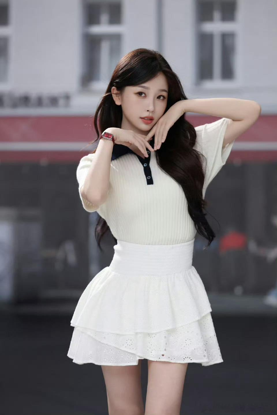 温婉小欣欣，是我的知性学姐​​​
