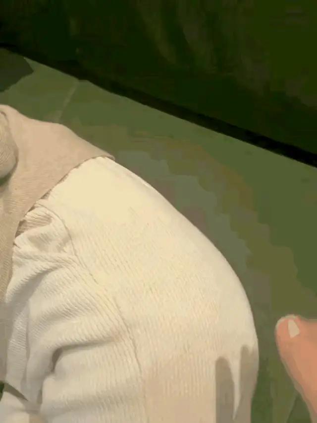 这么俊俏的媳妇，当然不能让她闲着了[捂脸哭][捂脸哭][捂脸哭]