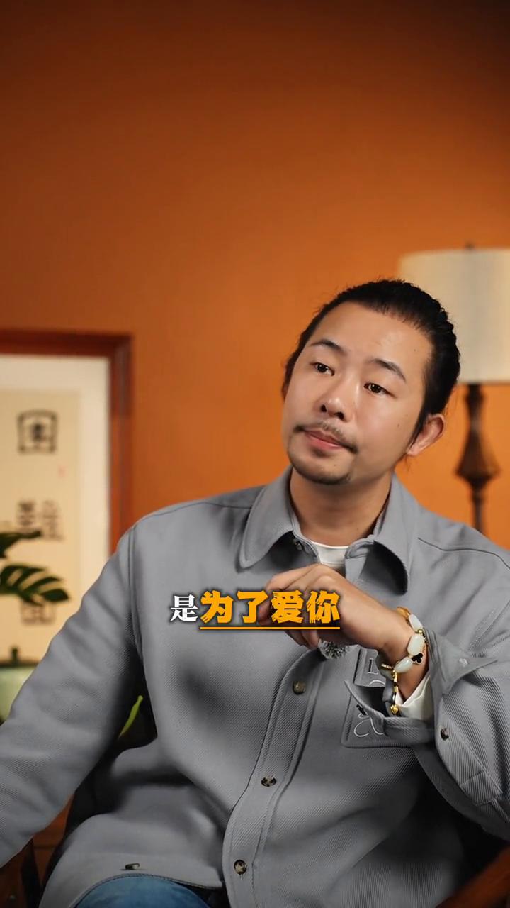 连你亲生父亲都不会告诉你的婚姻真相。我说一个连你亲生父亲都不会告诉你的婚姻真相