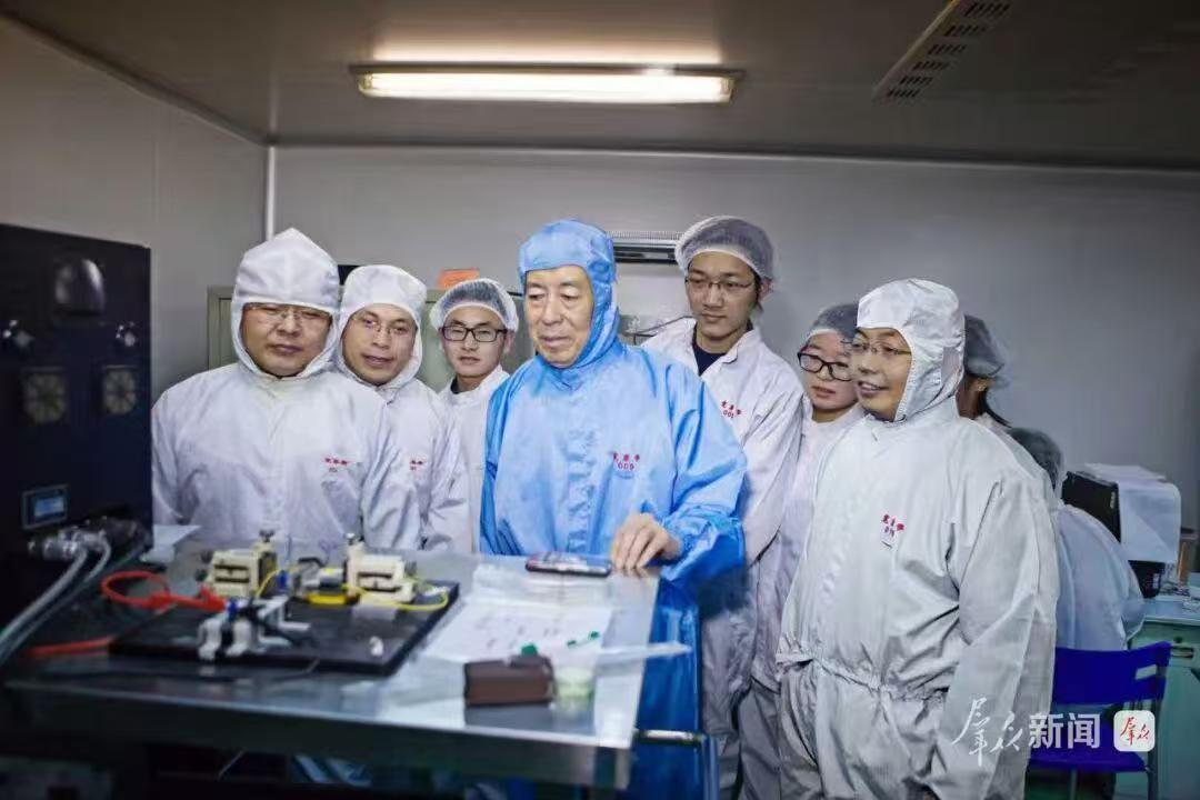 就在刚刚过去的1月13日，半导体圈子里传来一声惊雷，这动静不小。西安电子科技大学