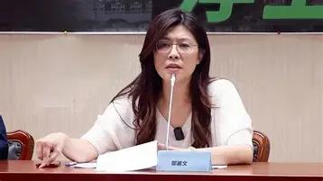 蒋万安、马英九、朱立伦、侯友宜、郭台铭、韩国瑜、洪秀柱、卢秀燕——蓝营近些年叫得