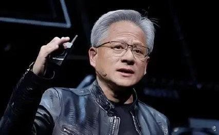 黄仁勋，终于把最真实的心里话，在全球镜头前说了出来！“中国不配得到我们最先进的芯