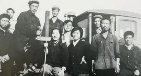 1980年，北京知青为回城，狠心抛弃3岁儿子。没想到，43年后，她去医院检查，发