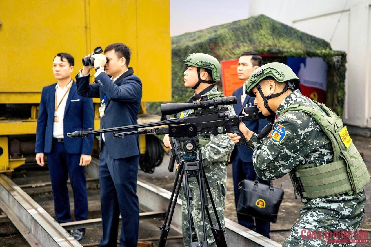 保卫越南14大的越南狙击手瑞士布鲁加拖梅狙击步枪