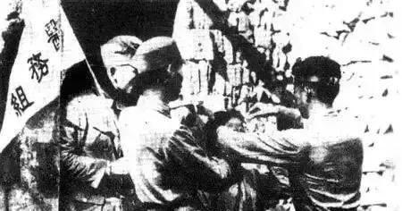 1943年夏，日寇从南京调来了经过日军正规训练、全部日式装备的汪精卫最精锐的嫡系