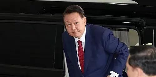#头号创作者激励计划#万万没想到，尹锡悦健康状况真的恶化了？身患三大重病？连楼
