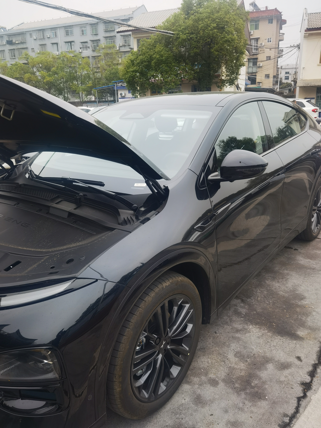 垃圾小鹏G6垃圾玩意，提车一个礼拜降了15,000，提完车后完全没人管，755