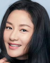 2026年4月4日晚，《乘风2026》初舞台第二场直播中，“谋女郎”瞿颖和张慧雯