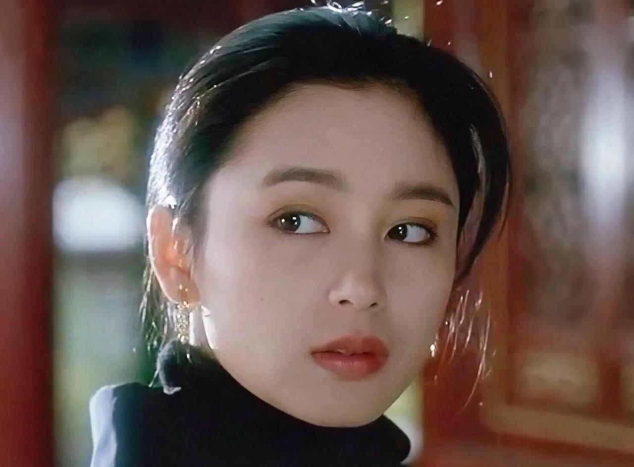 看了这些照片，你不得不承认，“内地第一美女”的称号对她来说确实是实至名归！